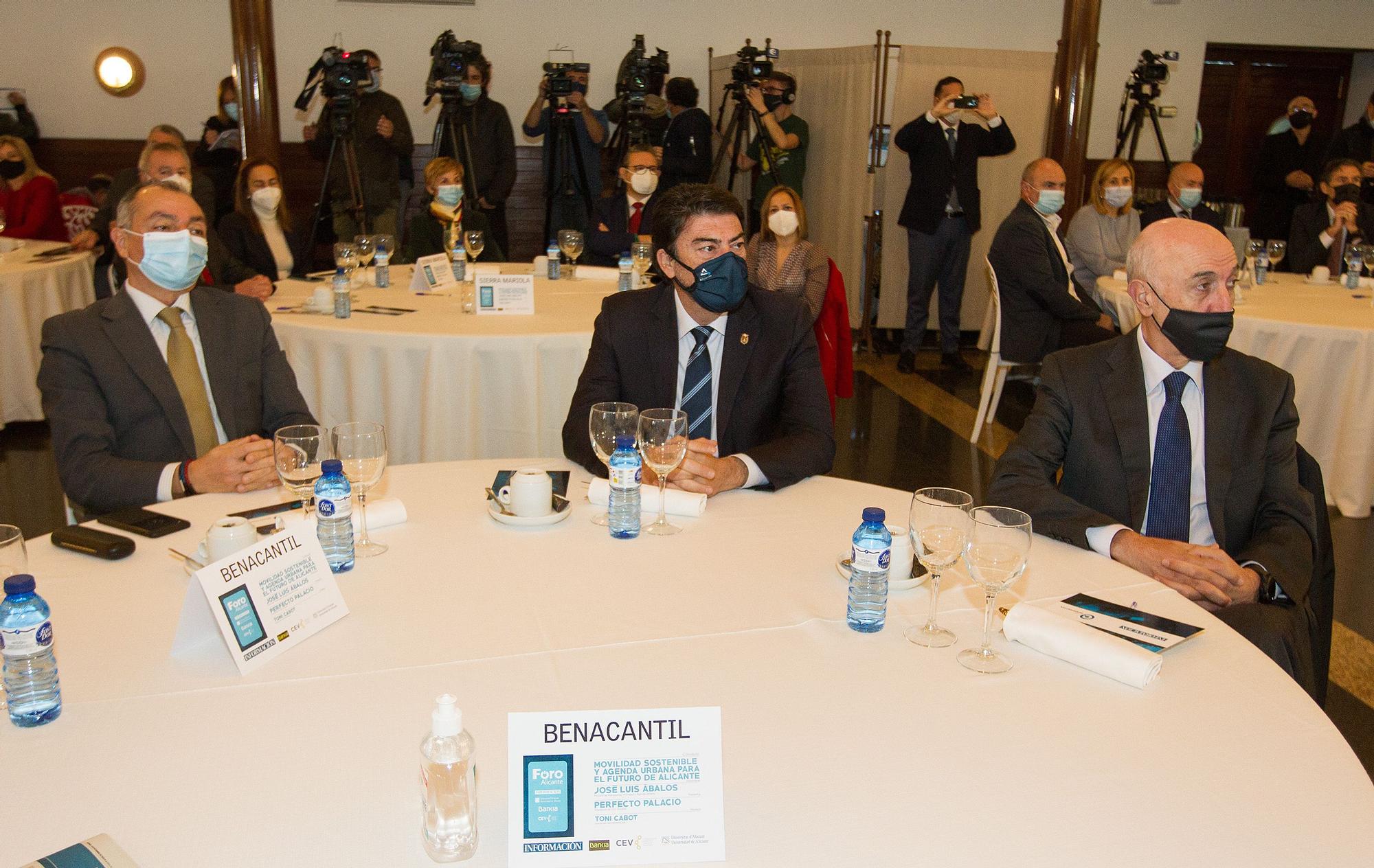 El ministro José Luis Ábalos en el Foro Alicante