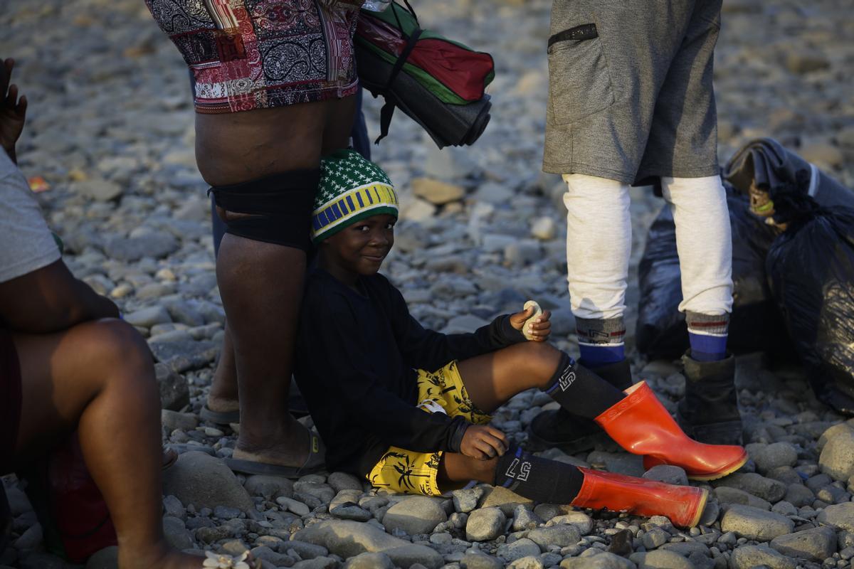 Niños migrantes guerreros para sobrevivir a la selva del Darién