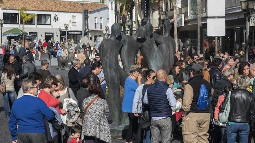 El centro de Torremolinos luce actualmente una exposición de Elena Laverón.