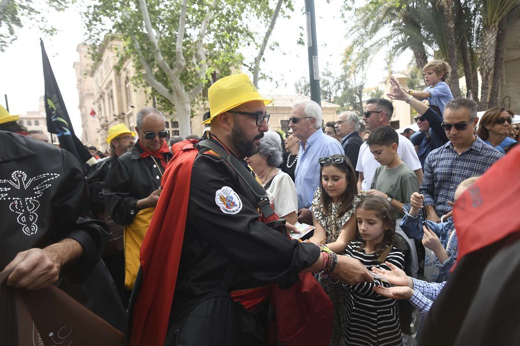 El pasacalles sardinero de este sábado, en imágenes