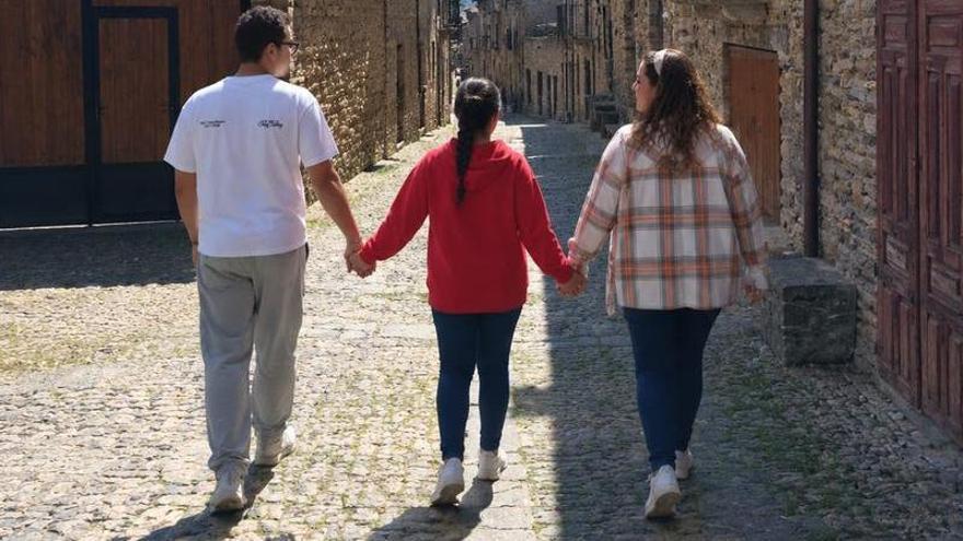 La historia "surrealista" de Rocío y sus hijos en este comienzo de curso en Aragón