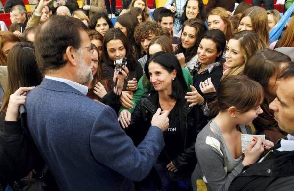 Las imágenes del mitin de la coalición PP-PAR en Zaragoza