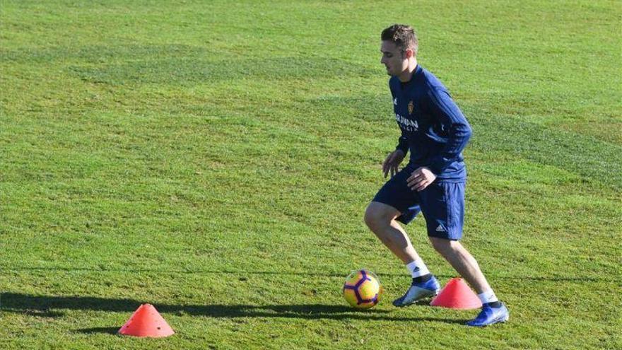 Daniel Lasure vuelve al entrenarse al margen