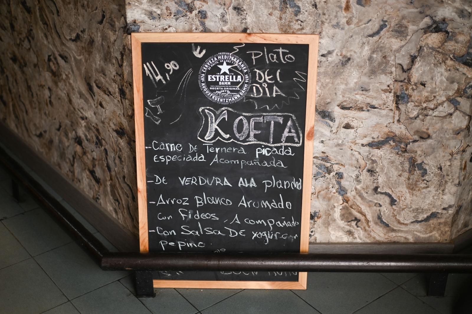 En imágenes | Zenobia, el restaurante de Zaragoza donde podrás saborear recetas sirias