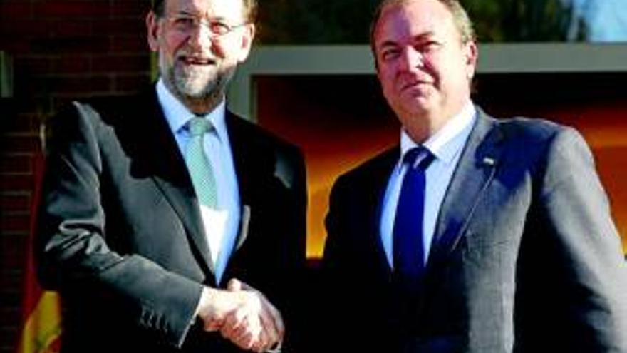 Monago pedirá a Rajoy medidas para el empleo e inversiones