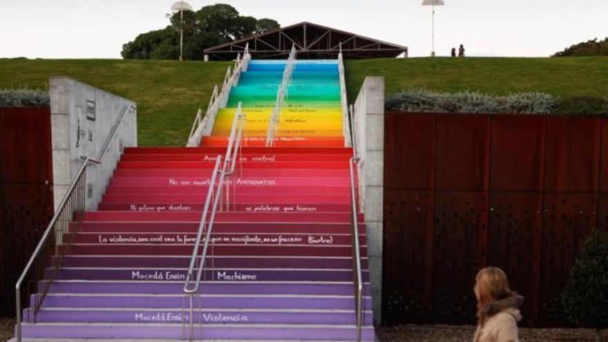 Escaleras de colores