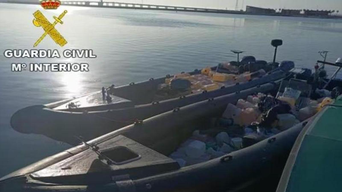 Unas narcolanchas interceptadas por la Guardia Civil. Imagen de archivo.