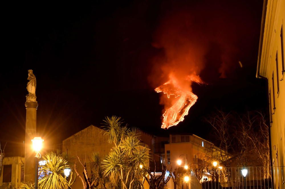 Galeria de fotos: Espectacular erupció de l'Etna a Sicília