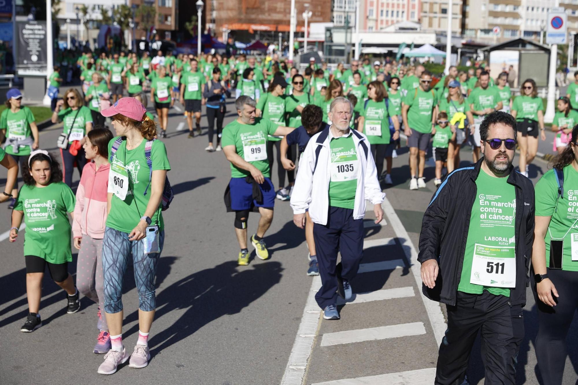 Así fue la carrera contra el cáncer en Gijón (en imágenes)