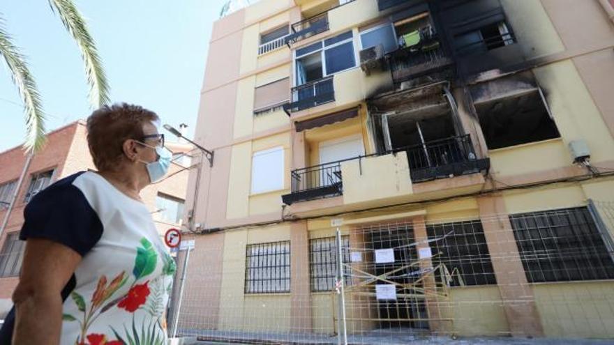 Un muerto y varios heridos en un incendio en Xirivella