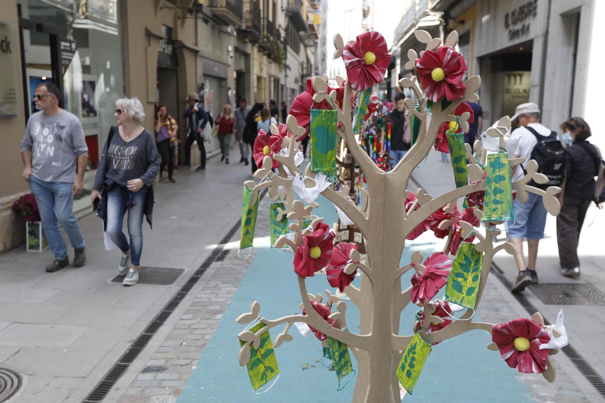 Girona es torna a omplir de color i riuades de gent en el retorn a la normalitat de Temps de Flors