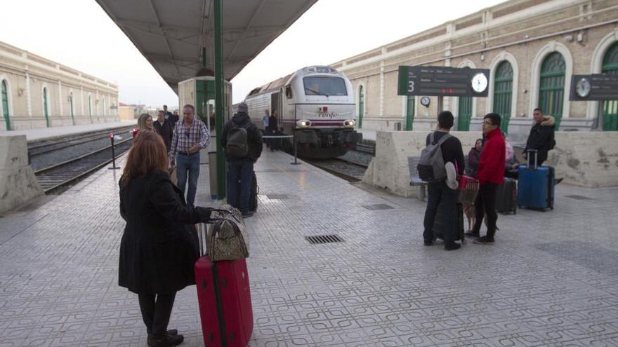 Renfe deja a Cartagena sin el tren más rápido a Madrid durante la Navidad