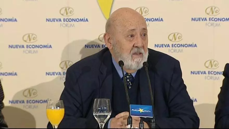 Tezanos se defiende: "No soy adivino"