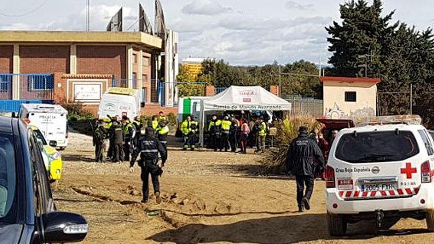 Puesto de mando de la búsqueda junto al túnel de Churriana.