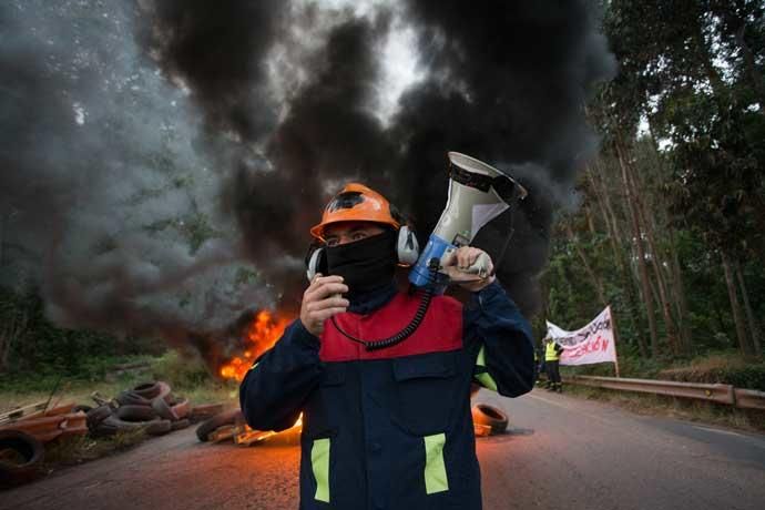 Protestas contra los despidos en Alcoa San Cibrao