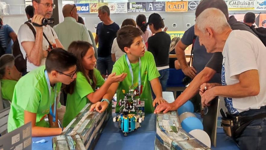 Un equipo cacereño, campeón nacional en un torneo robótico