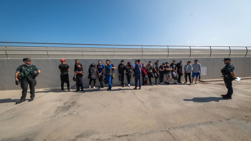 La Guardia Civil de Formentera, al límite de su capacidad de trabajo por la llegada masiva de pateras