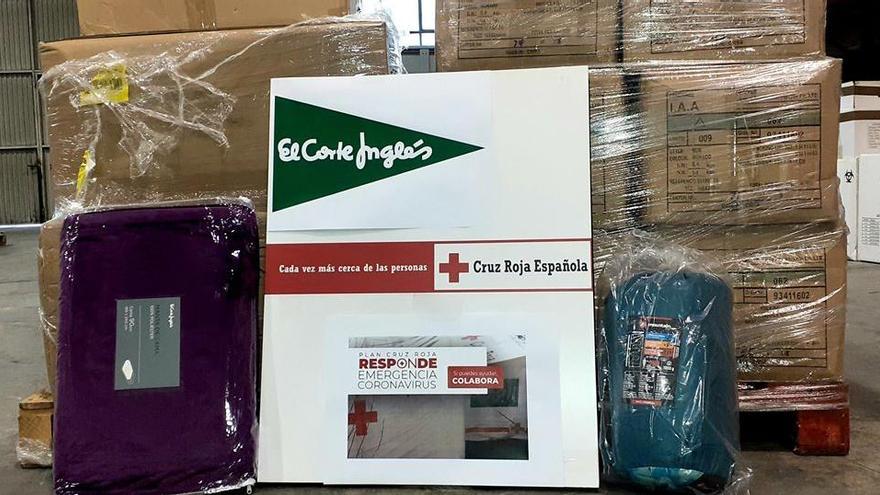 El Corte Inglés colabora con Cruz Roja, Casa Caridad y el Banco de alimentos