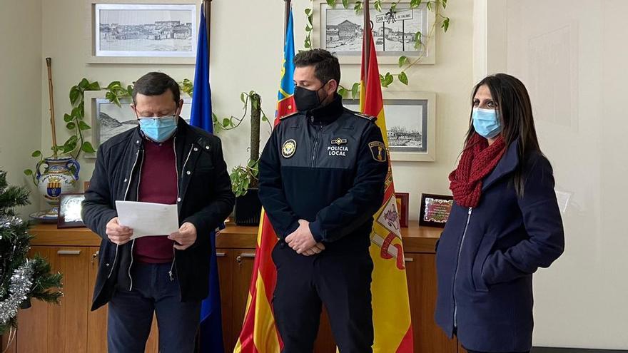 Toma de posesión del oficial jefe de la Policía Local de San Miguel de Salinas