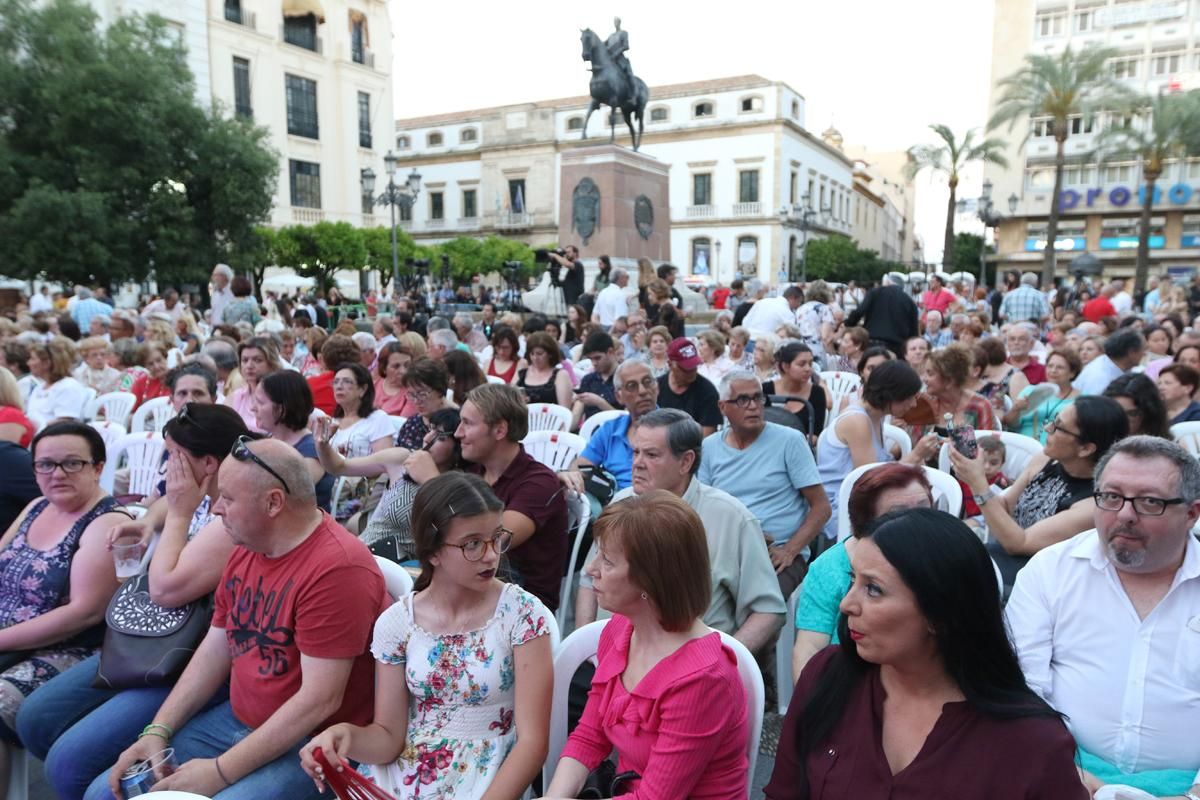 FOTOGALERIA / Las mejores imágenes de la Noche Blanca del Flamenco