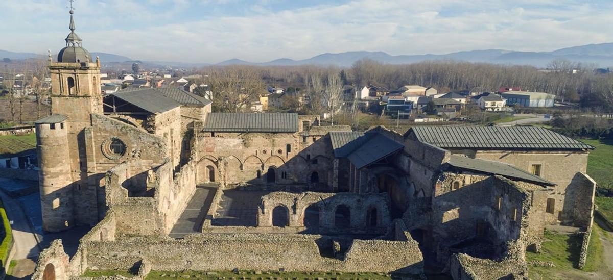 Monasterio de Santa María de Carracedo.