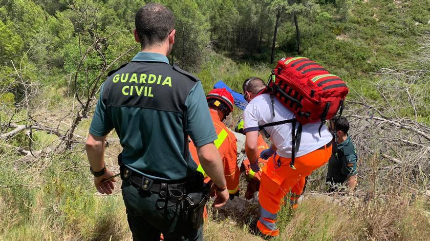 Rescate de un septuagenario en una montaña de Catadau.