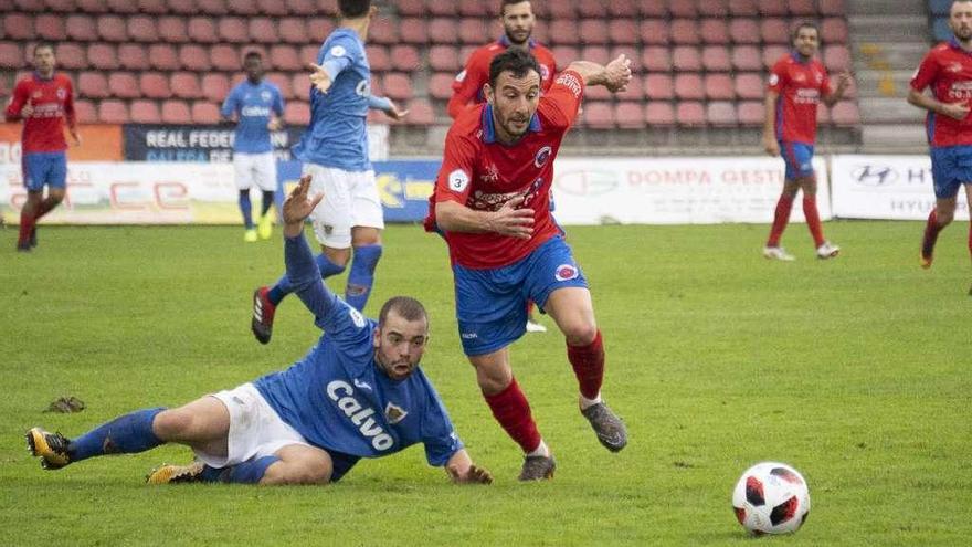 El Bergantiños le devolvió a la UD Ourense la derrota de la primera vuelta. // FdV