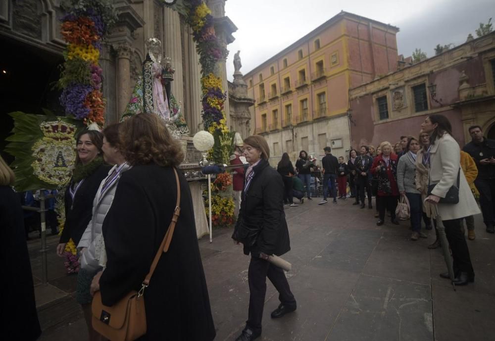 Ofrenda floral a la Morenica
