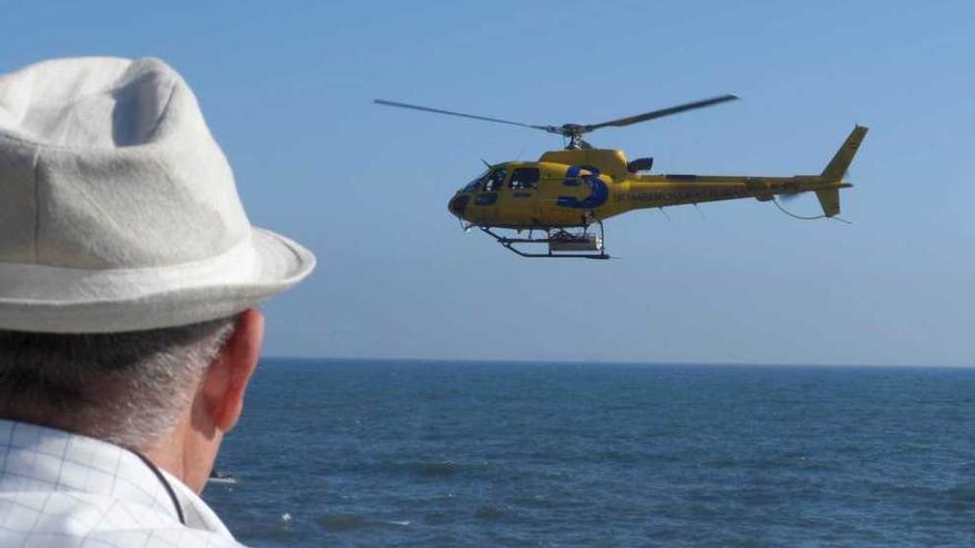 El helicóptero recorre &quot;La Buraca&quot; en busca de José Joaquín Cuervo, en el recuadro.