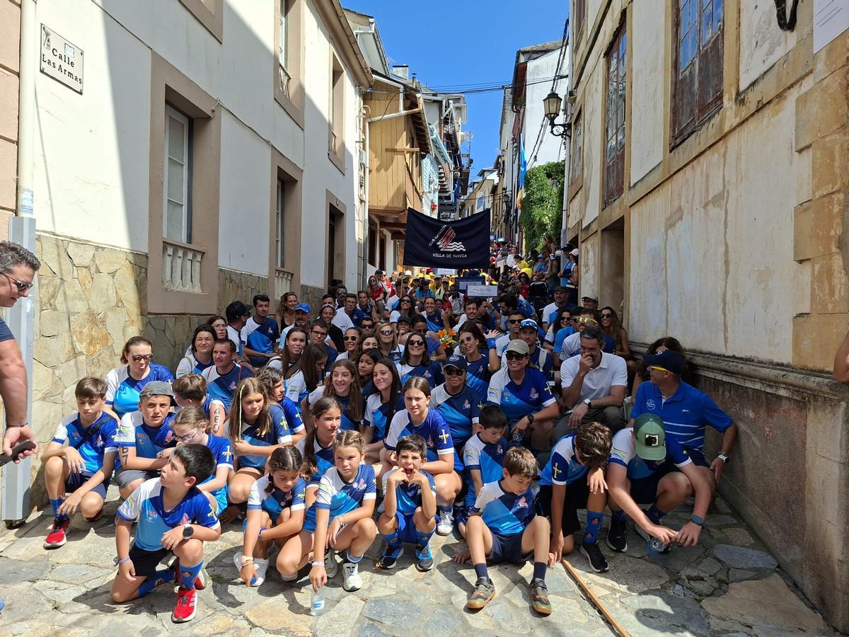 En imágenes: Los nadadores toman las calles de Navia en un ambiente "espectacular" En imágenes: Los nadadores toman las calles de Navia en un ambiente "espectacular"