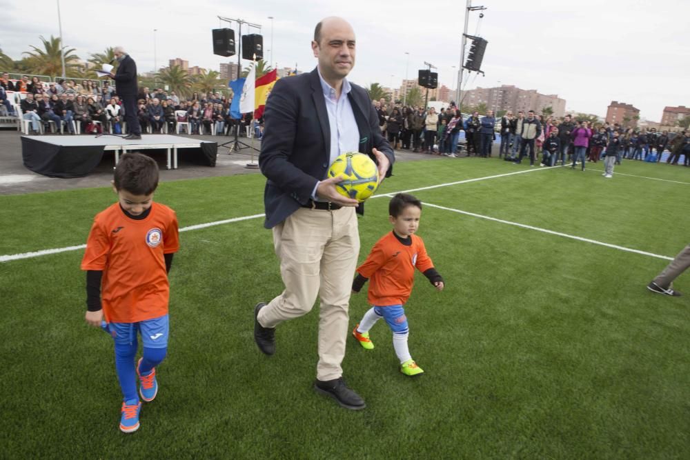 Inauguración del nuevo campo de fútbol del colegio Salesianos