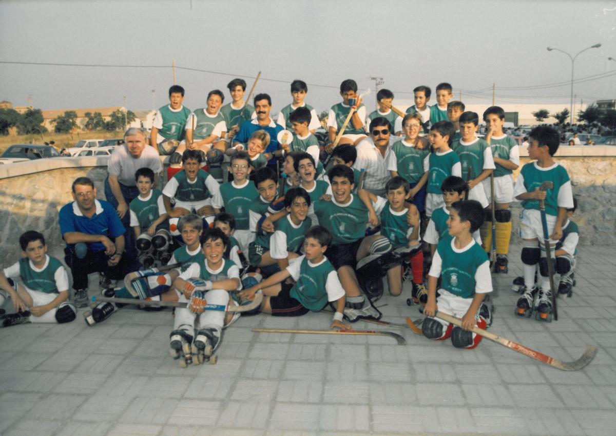 Vicente Pascual con las escuelas municipales