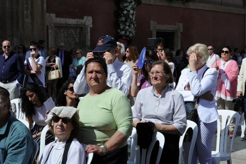 Coronación de la Virgen de la Soledad en la plaza Belluga