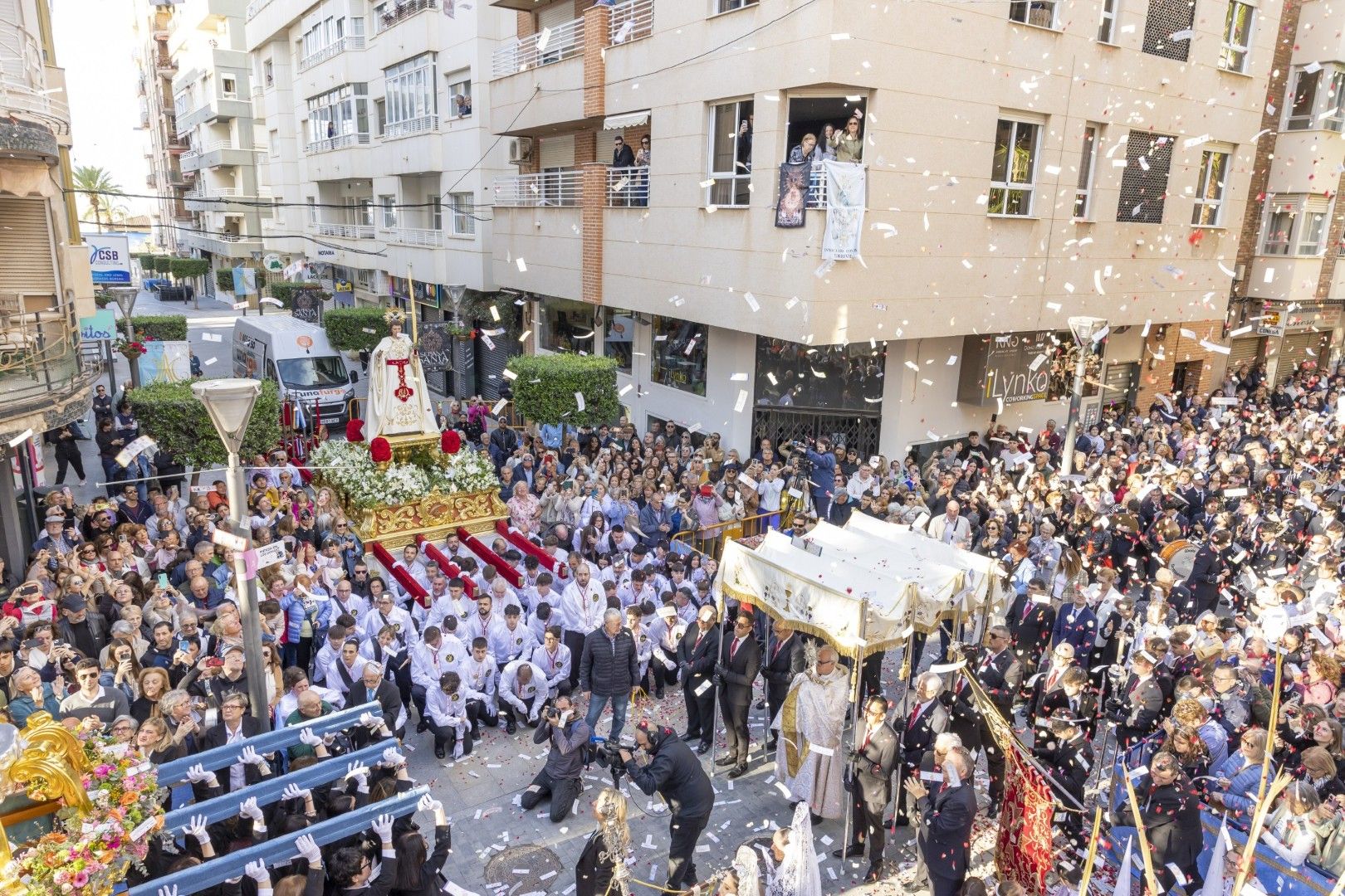 Las imágenes de la procesión del Encuentro del Domingo de Resurrección en Torrevieja