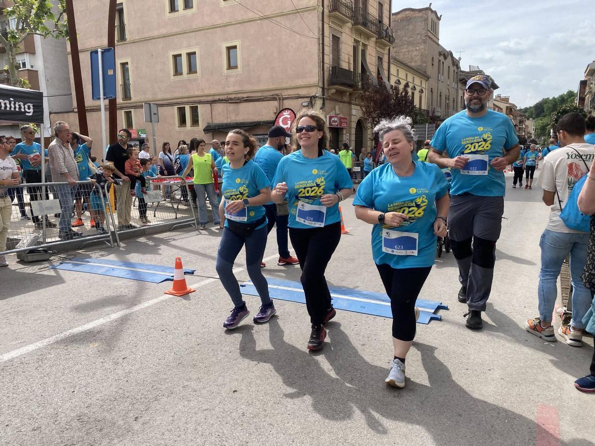 La cursa solidària impulsada per la Fundació la Llar omple de vida i col·laboració el centre de Gironella