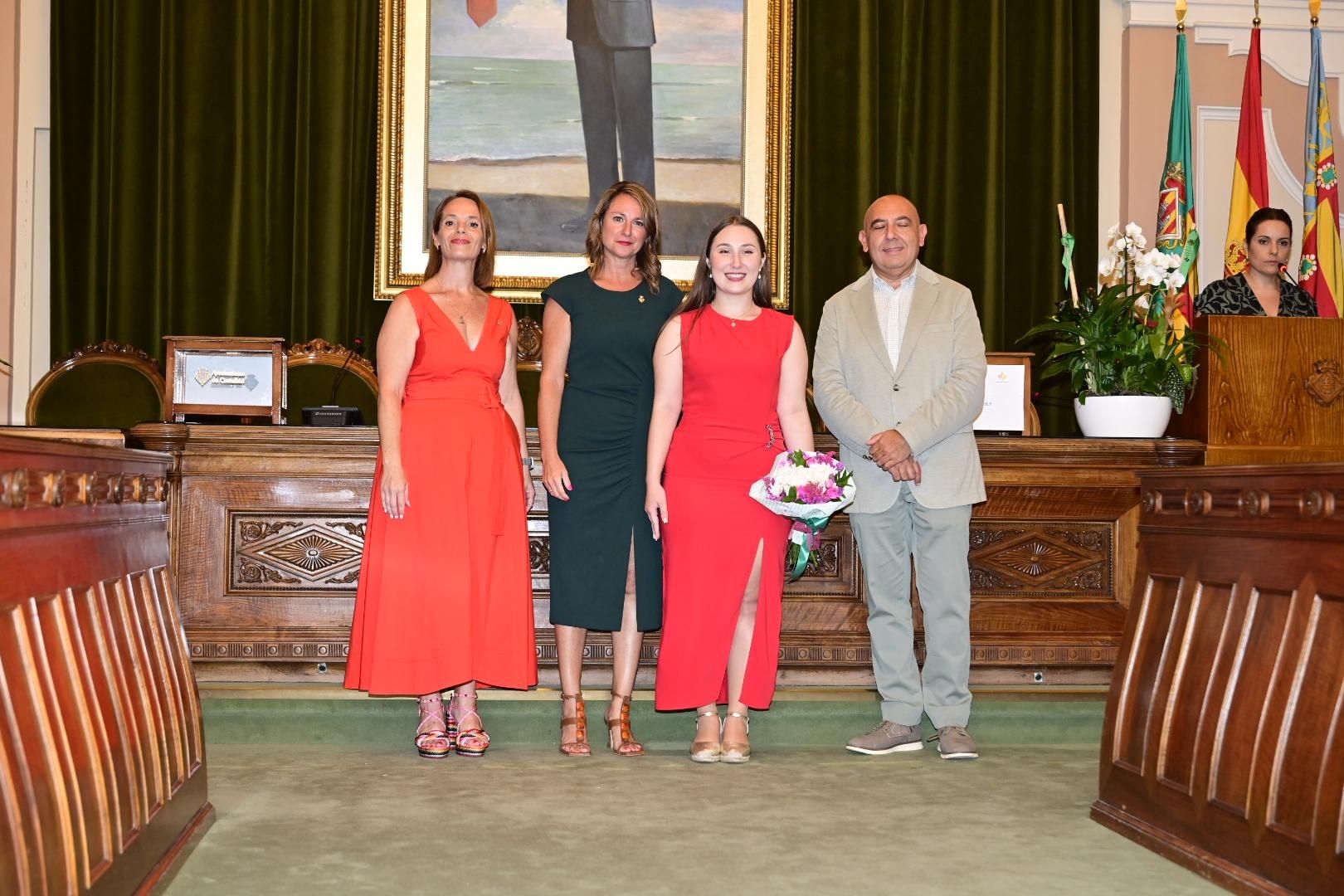 Galería de fotos: Clara Sanz Sobrino y Ana Colón Sastriques, reina y reina infantil de las fiestas de Castelló 2026