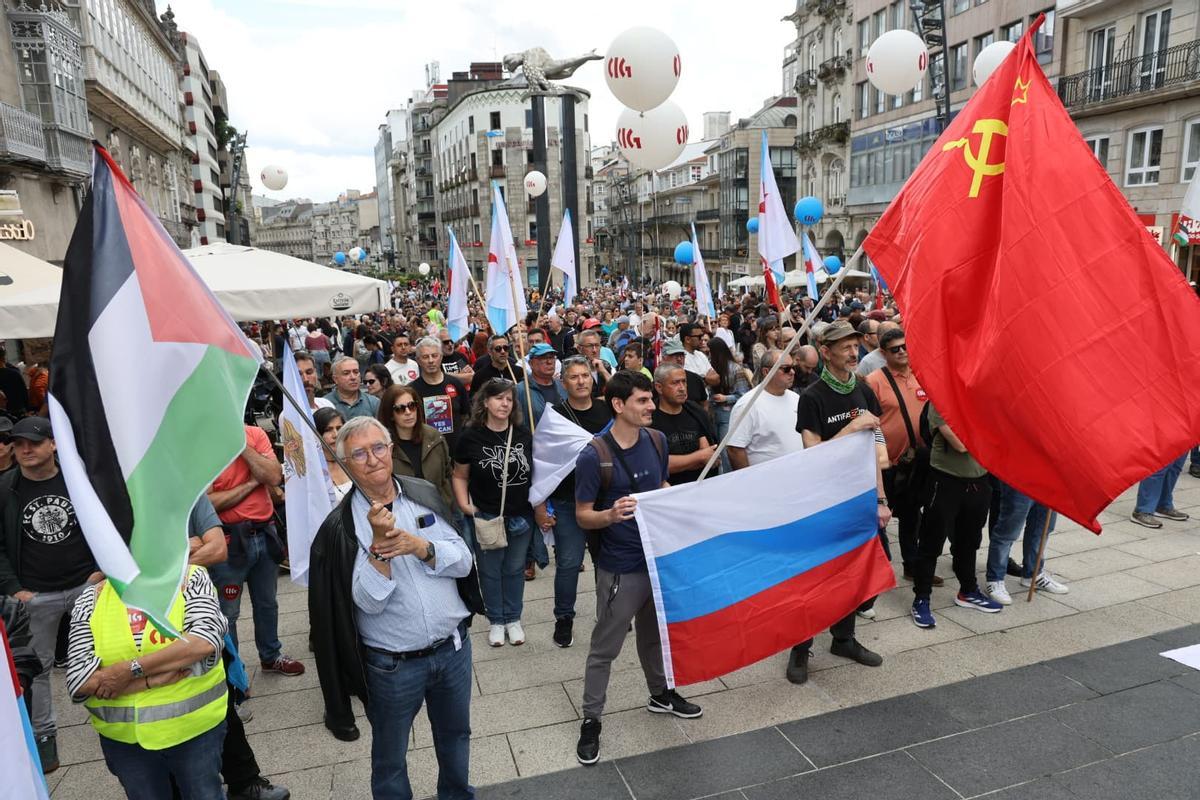 Lectura del manifiesto de la CIG tras su manifestación.