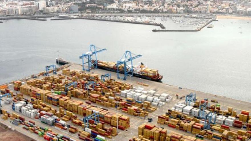 El Puerto supera el millón de contenedores en el último año