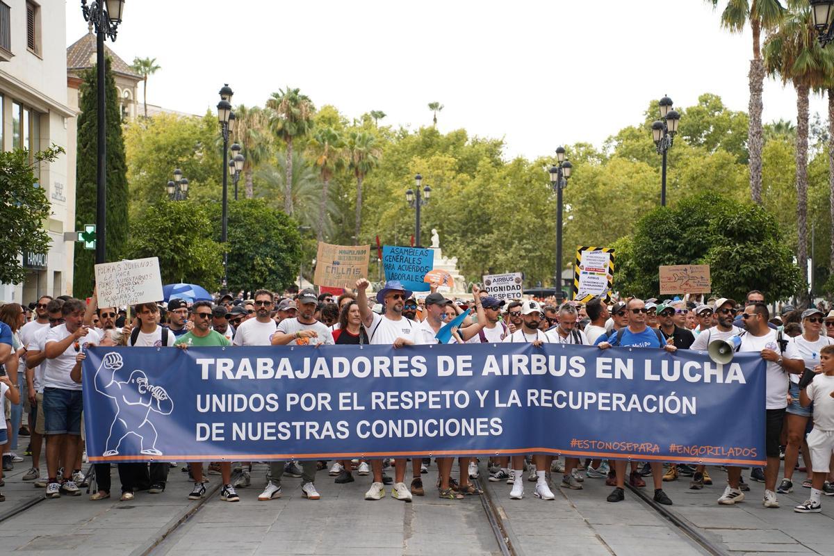 Las imágenes de la manifestación de Airbus en Sevilla