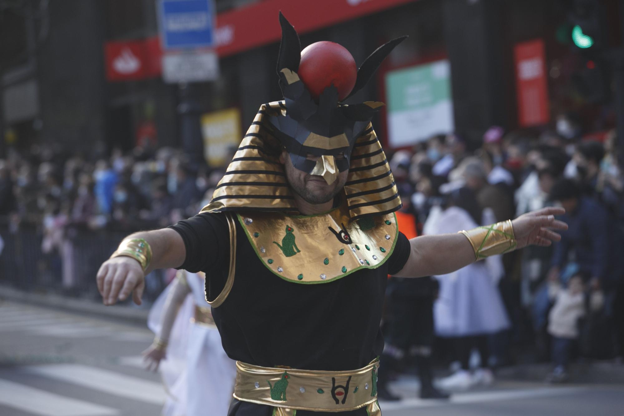 Galería de fotos: Así fue el gran desfile del carnaval en Oviedo