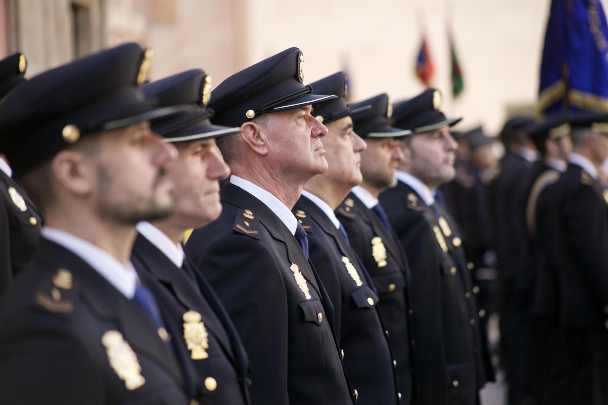 Las imágenes del acto de la Policía Nacional en Murcia por la Fiesta Nacional