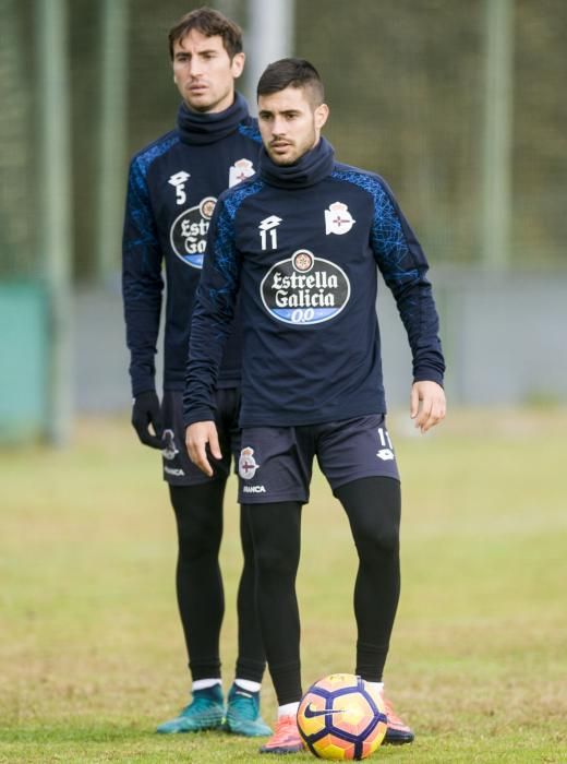 El técnico convoca a 19 jugadores, por lo que tendrá que hacer un último descarte antes del encuentro ante el Sevilla.