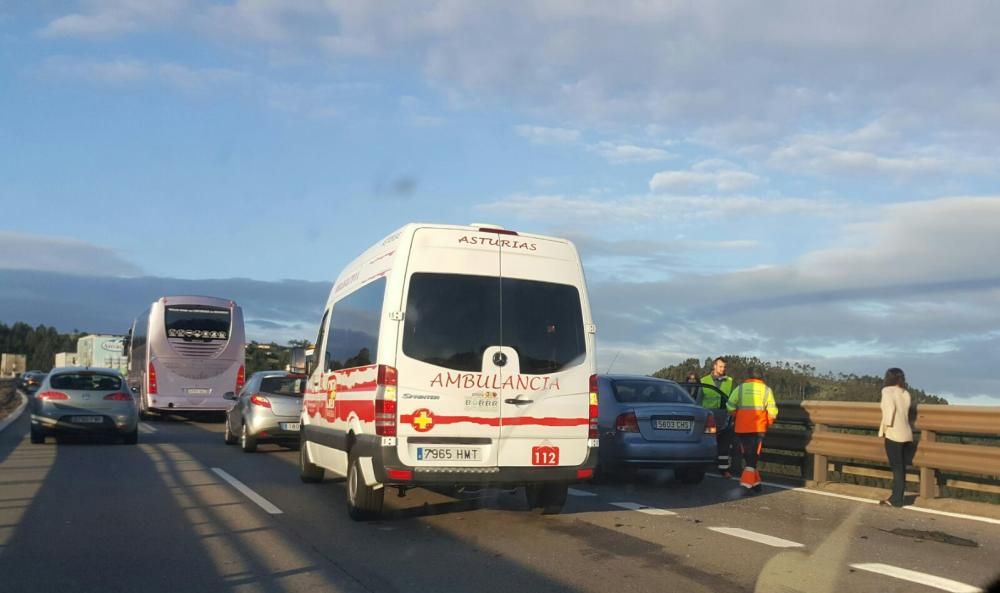 Accidente múltiple en la autopista "Y"