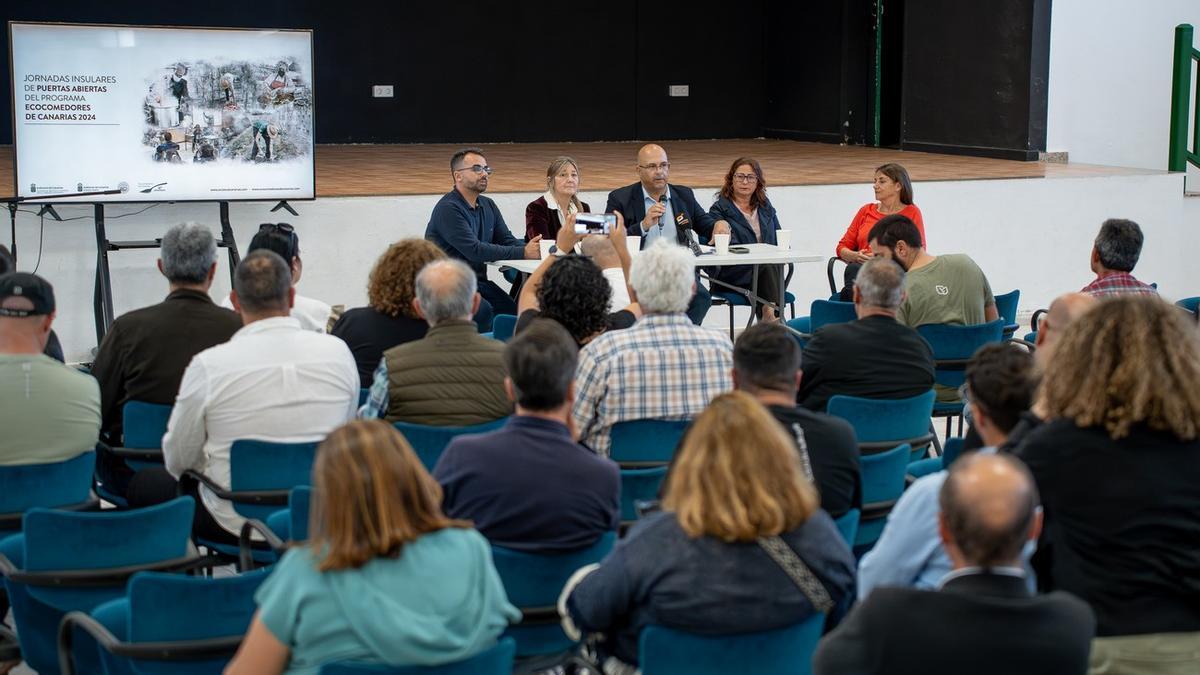 Presentación de las 'Jornadas Insulares de puertas abiertas del programa Ecocomedores de Canarias', en Lanzarote.