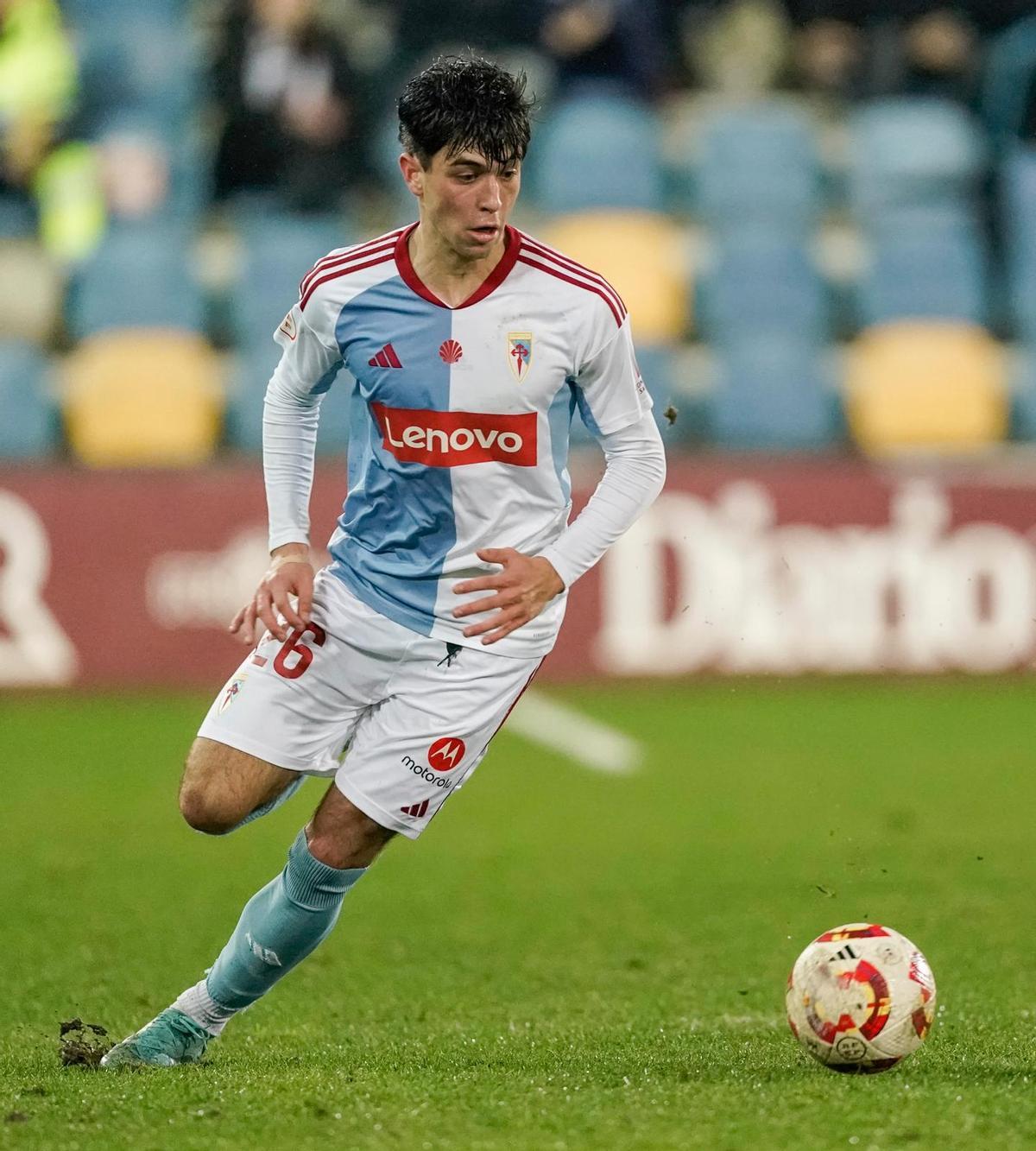 Iker Gil, con el Compostela