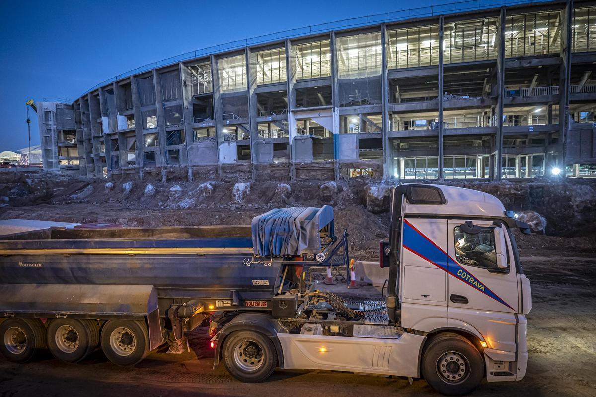 Obras fuera de horario en el Camp Nou