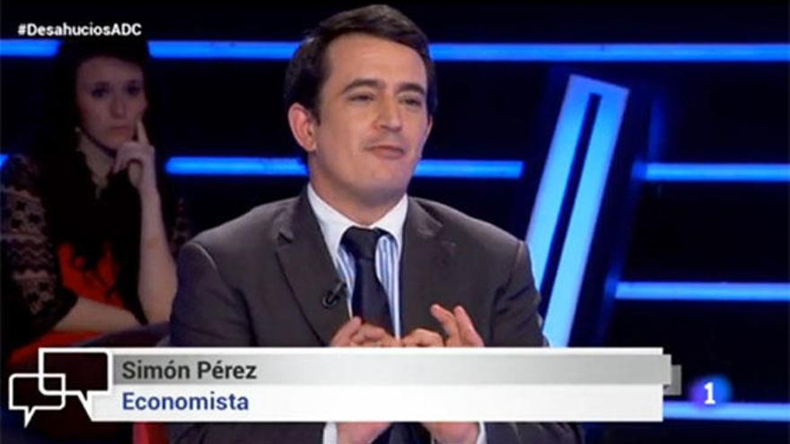 El economista Simón Pérez en el programa &#039;Así de claro&#039;.