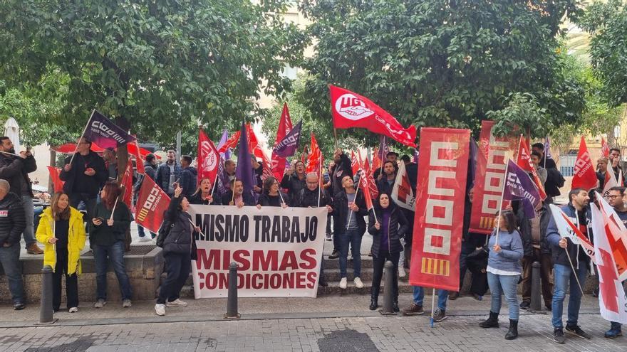 Los trabajadores de las ITV de Alicante irán a la huelga el próximo martes