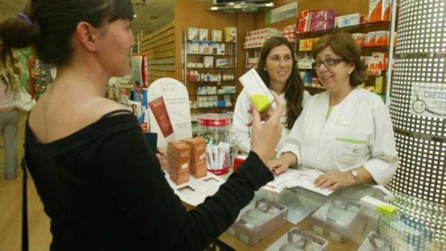 Los médicos de la sanidad pública, obligados a recetar genéricos