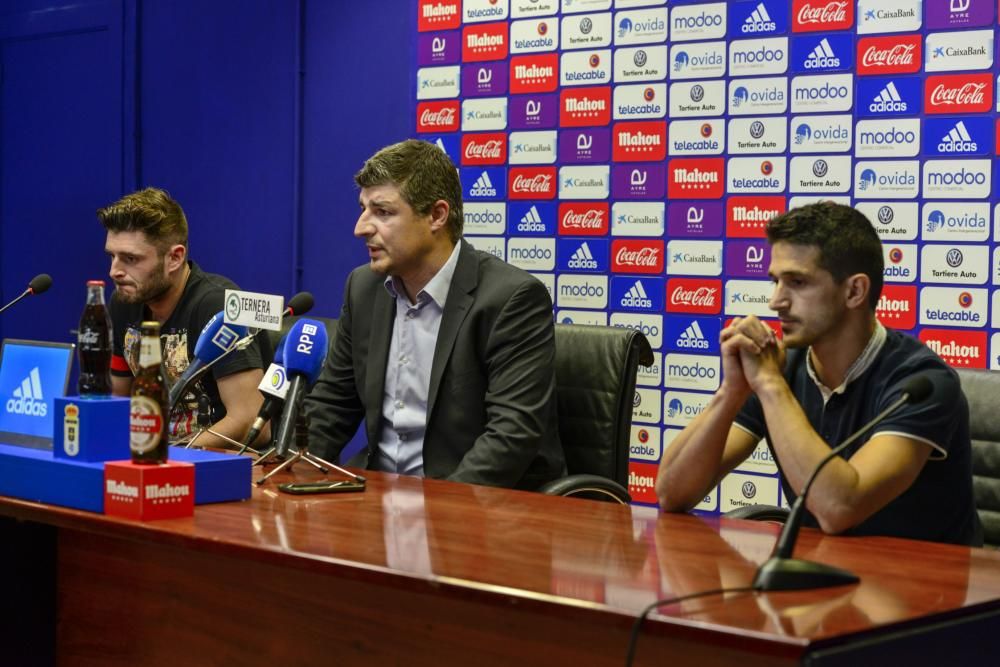 Presentación de los jugadores del Real Oviedo Jonathan Perira y Juan Carlos